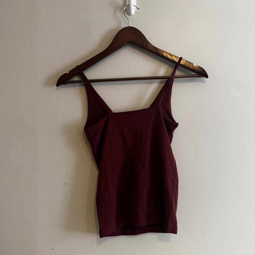 Intimately Free People XS/S Maroon Burgundy Seamless V-Neck Cami Tank Top Fall - Picture 3 of 5